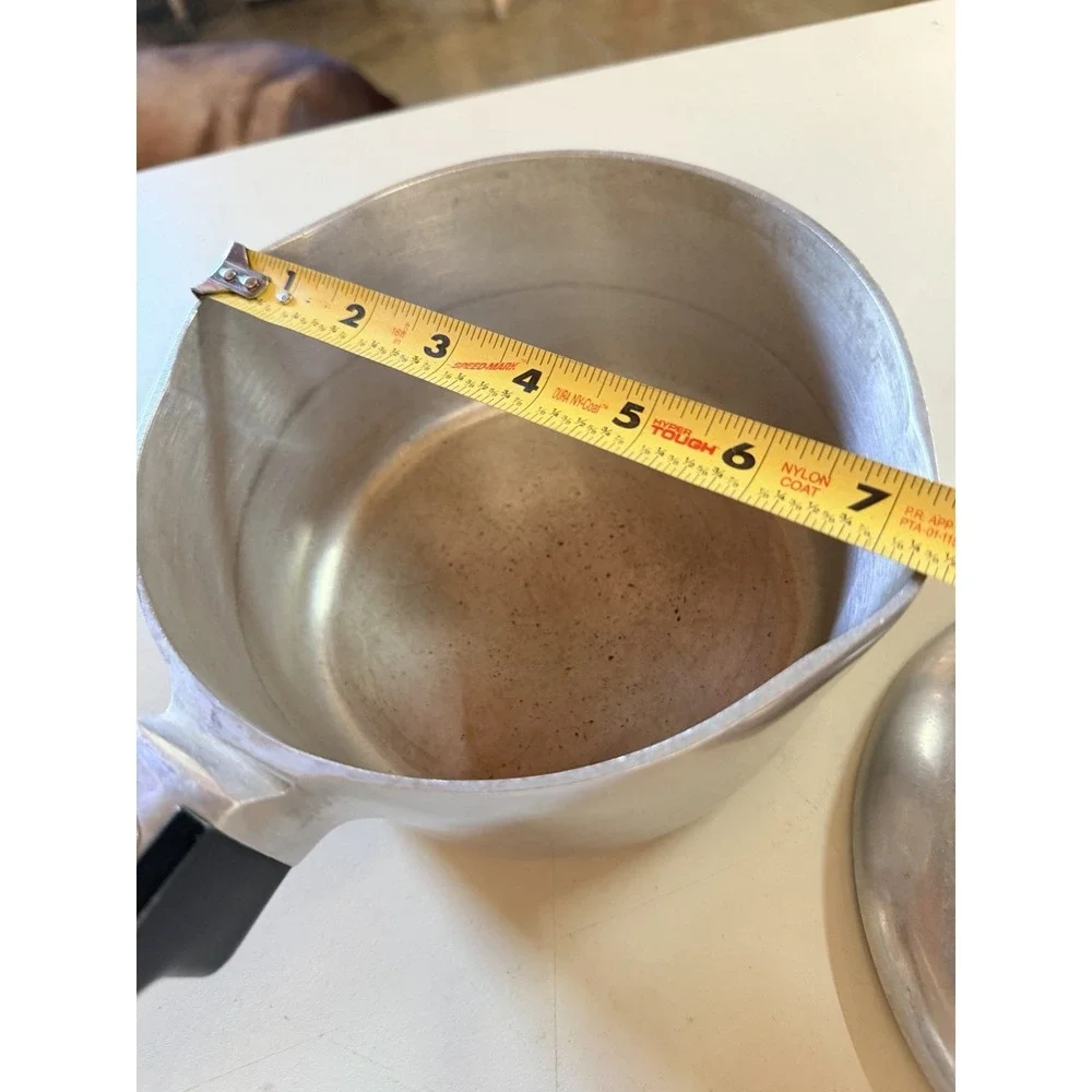 Vintage Wagner Ware Magnalite 2 Qt Sauce Pan 4682 W/Lid USA Sidney Double Pour
